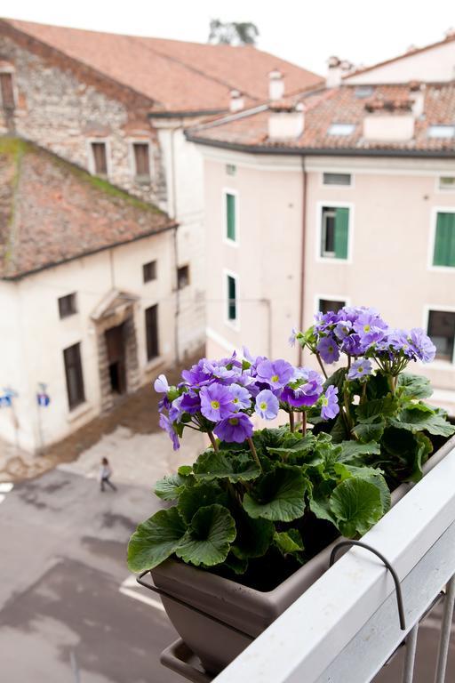 Guest House Ca' Lou Al Teatro Vicenza Exterior photo